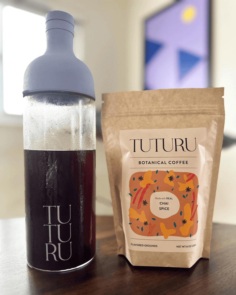 Tuturu Cold Brew Bottle plus Chai Spice Flavored Coffee Grounds